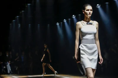 Look 13